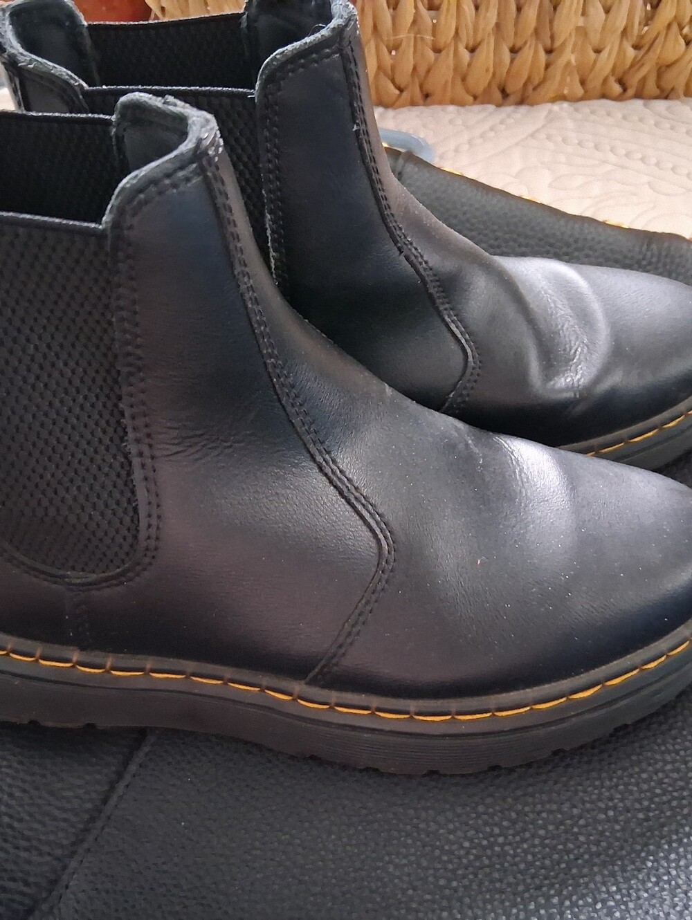 DR.MARTENS